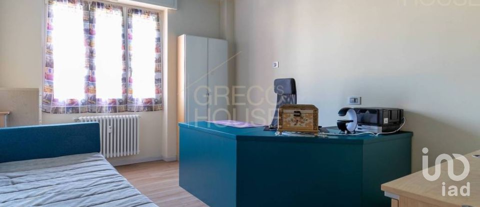 Appartamento 5 locali di 156 m² a Busto Arsizio (21052)