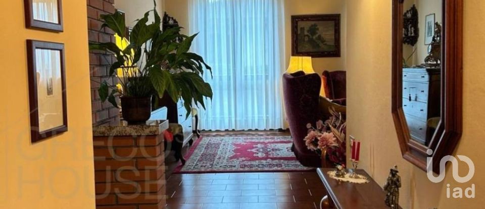 Villa 4 locali di 310 m² in Borgo Ticino (28040)