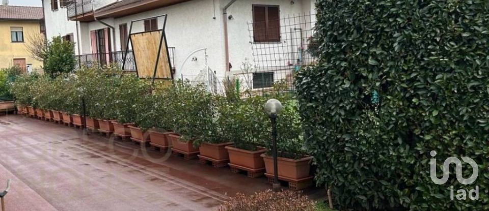 Farm 4 rooms of 310 m² in Borgo Ticino (28040)