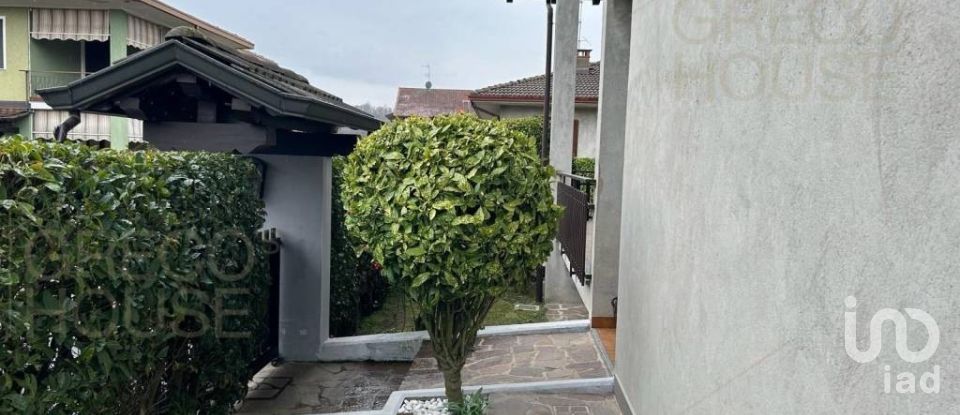 Villa 4 locali di 310 m² in Borgo Ticino (28040)