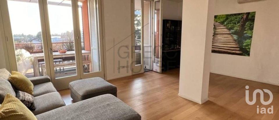 Four-room apartment of 105 m² in Gallarate (21013)