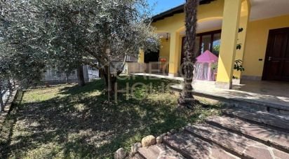 Farm 6 rooms of 182 m² in San Giorgio su Legnano (20010)