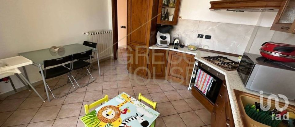 Villa 6 locali di 182 m² in San Giorgio su Legnano (20010)