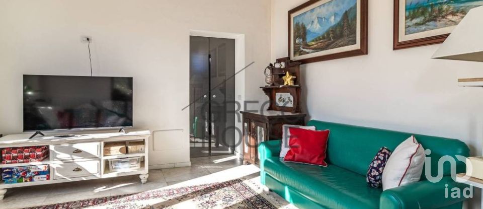 Villa 4 locali di 260 m² in Tradate (21049)