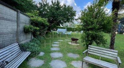 Farm 3 rooms of 200 m² in Busto Arsizio (21052)