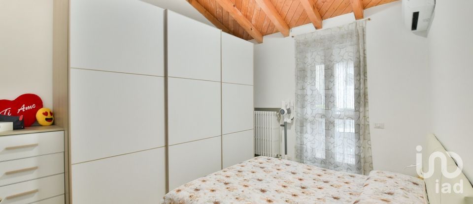 Bilocale di 64 m² a Sovico (20845)