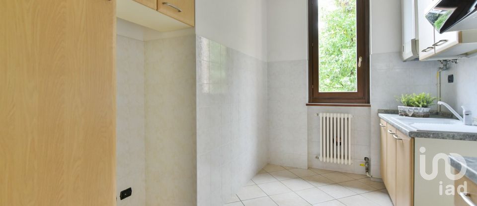 Trilocale di 86 m² a Cantù (22063)