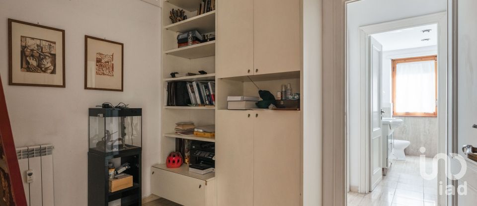 Bilocale di 84 m² a Roma (00141)