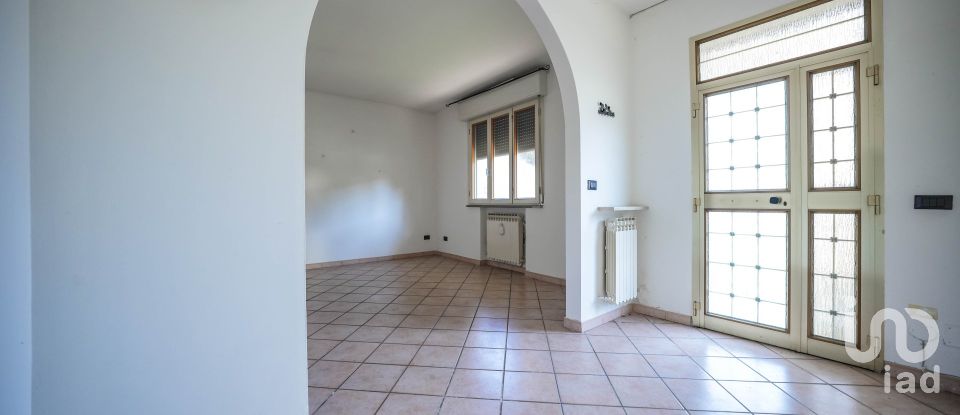 Town house 4 rooms of 165 m² in Migliarino (44027)