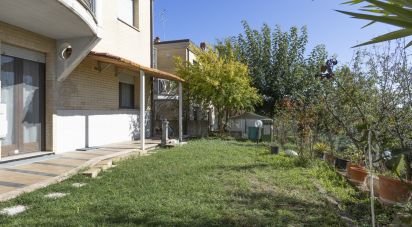 Quadrilocale di 110 m² a Monte San Vito (60037)