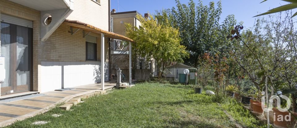 Quadrilocale di 110 m² a Monte San Vito (60037)