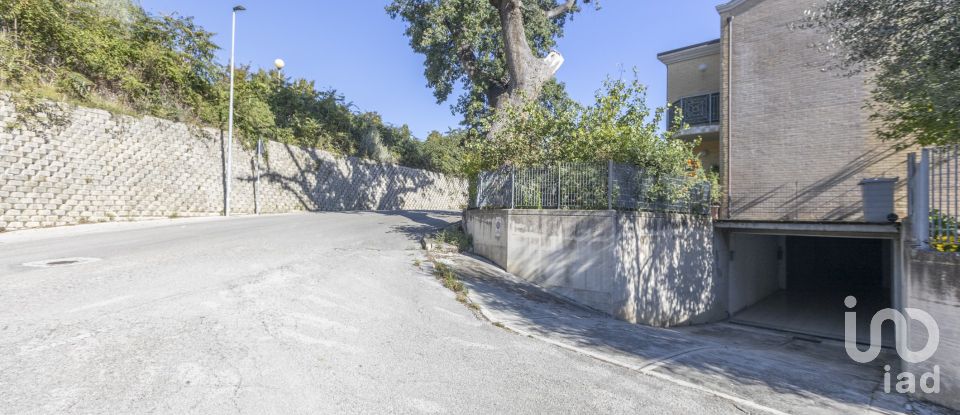 Quadrilocale di 110 m² a Monte San Vito (60037)