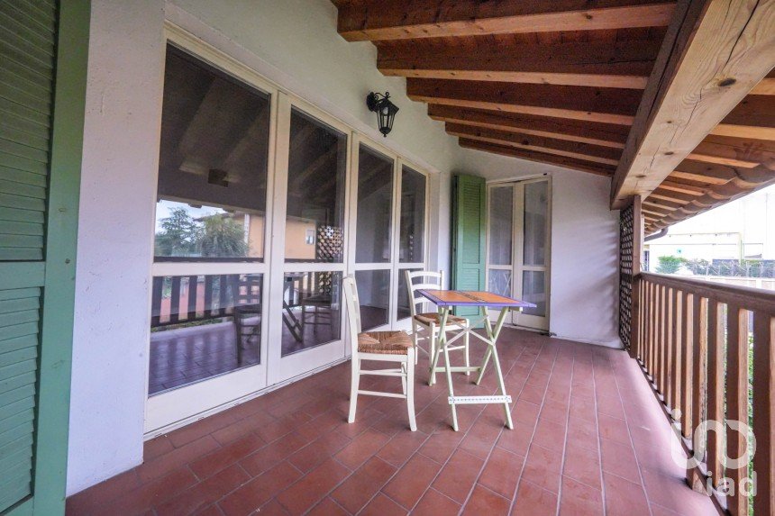 Quadrilocale di 143 m² a Roncadelle (25030)