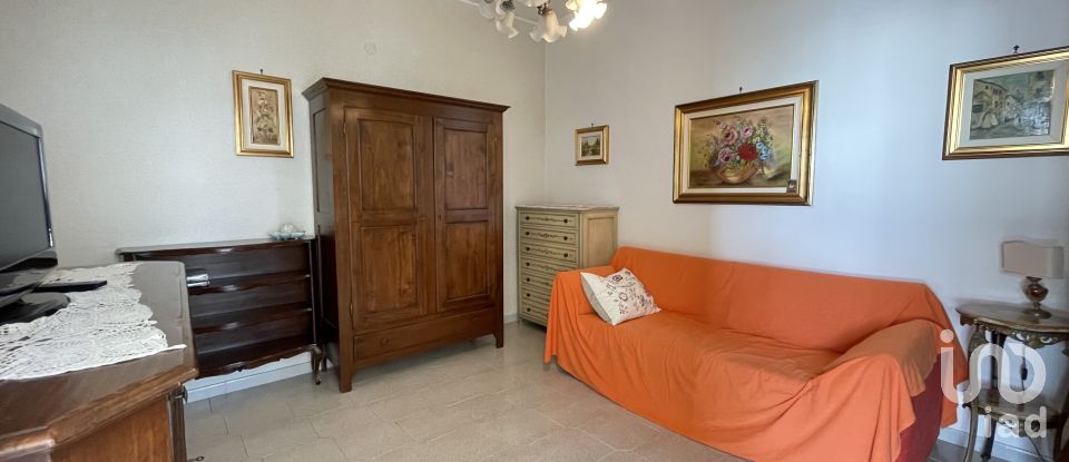 Three-room apartment of 80 m² in Loano (17025)