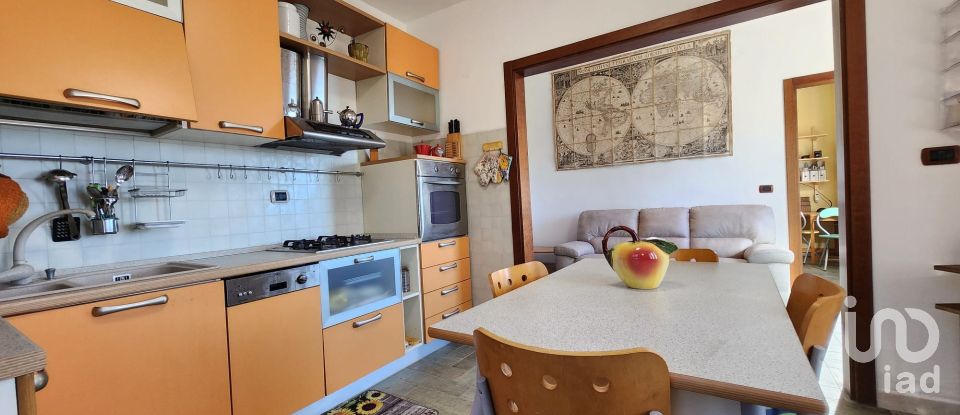 Casa 7 locali di 265 m² in Savona (17100)