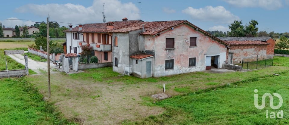 Rustico 4 locali di 185 m² in Bagnolo Mella (25021)