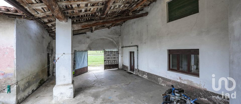 Rustico 4 locali di 185 m² in Bagnolo Mella (25021)