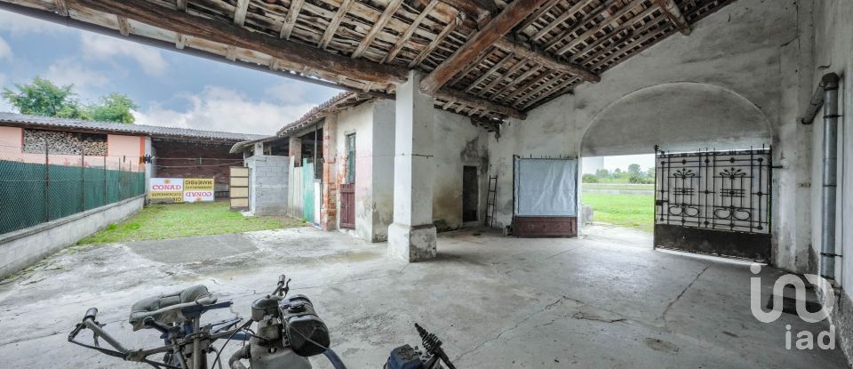 Rustico 4 locali di 185 m² in Bagnolo Mella (25021)