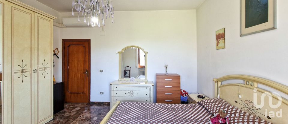 Casa indipendente 7 locali di 281 m² in Sant'Elpidio a Mare (63811)