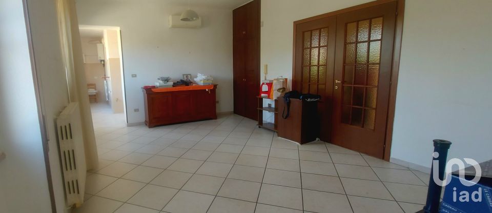 Appartamento 7 locali di 141 m² a Brindisi (72100)