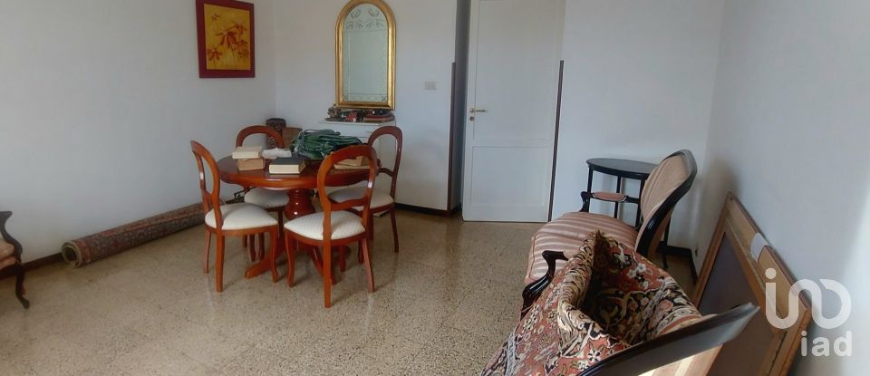 Appartamento 7 locali di 141 m² a Brindisi (72100)