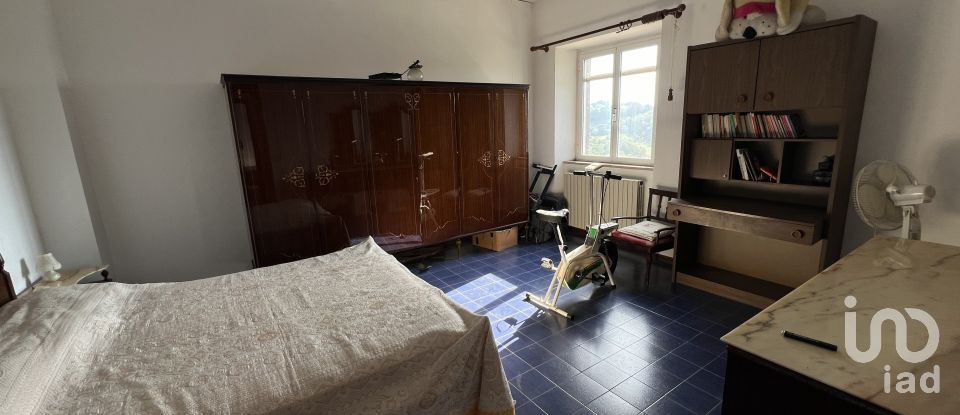 Casa indipendente 10 locali di 280 m² in Monte Giberto (63846)