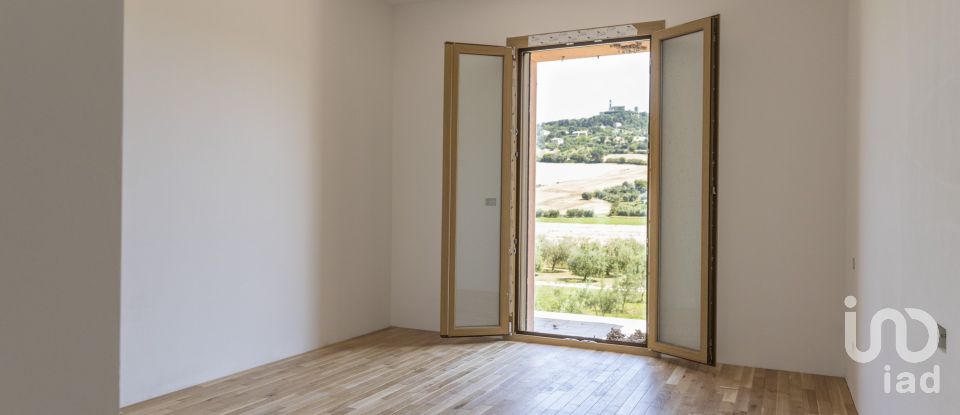 Three-room apartment of 102 m² in Potenza Picena (62018)