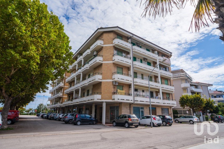 Two-room apartment of 45 m² in Porto San Giorgio (63822)