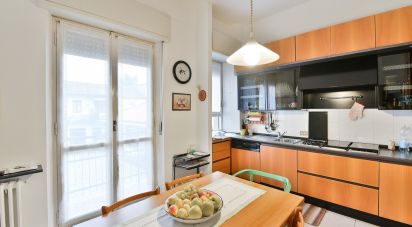 Apartment 5 rooms of 105 m² in Bovisio-Masciago (20813)