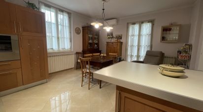 Villa a schiera 6 locali di 150 m² in Arezzo (52100)