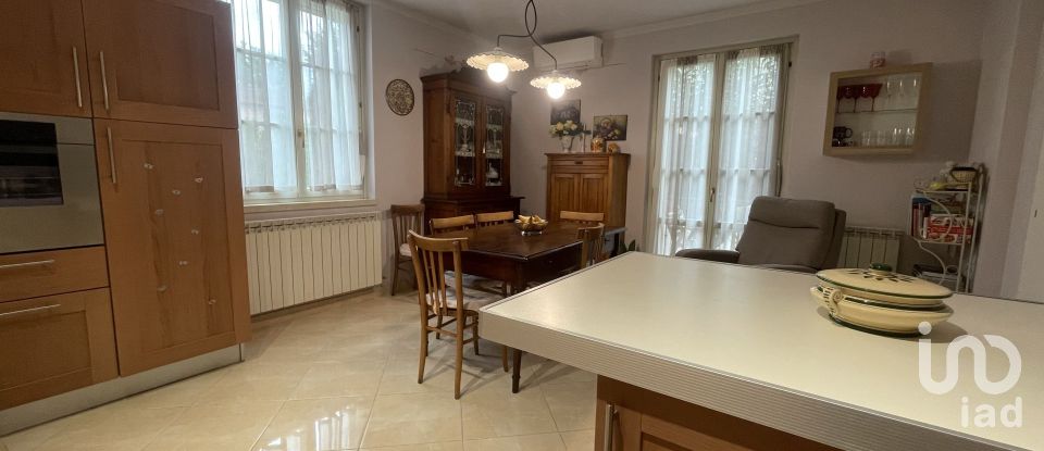 Villa a schiera 6 locali di 150 m² in Arezzo (52100)