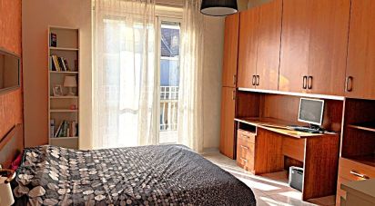 Two-room apartment of 54 m² in Torino (10146)