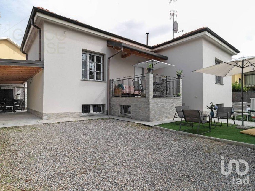 Villa 3 locali di 140 m² in Castellanza (21053)