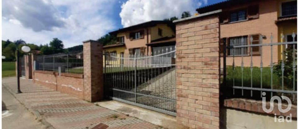 House 6 rooms of 279 m² in Incisa Scapaccino (14045)