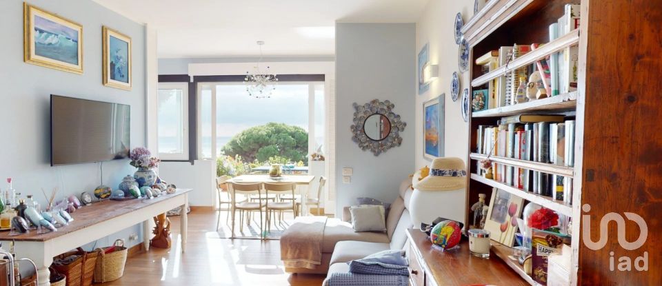 Appartamento 6 locali di 96 m² a Arenzano (16011)