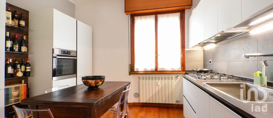 Appartamento 7 locali di 170 m² a Cengio (17056)