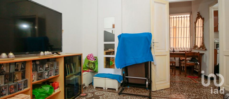 Apartment 6 rooms of 90 m² in Genova (16129)