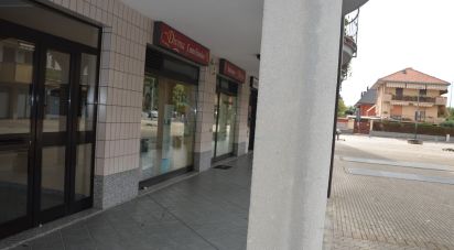 Shop / premises commercial of 63 m² in Nova Milanese (20834)