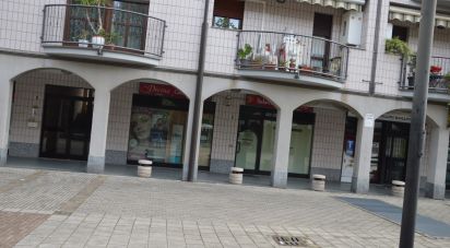 Shop / premises commercial of 63 m² in Nova Milanese (20834)