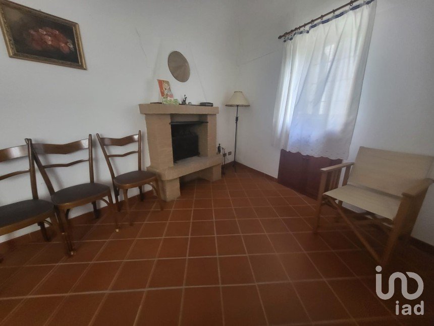 Casa indipendente 8 locali di 174 m² in Camino (15020)