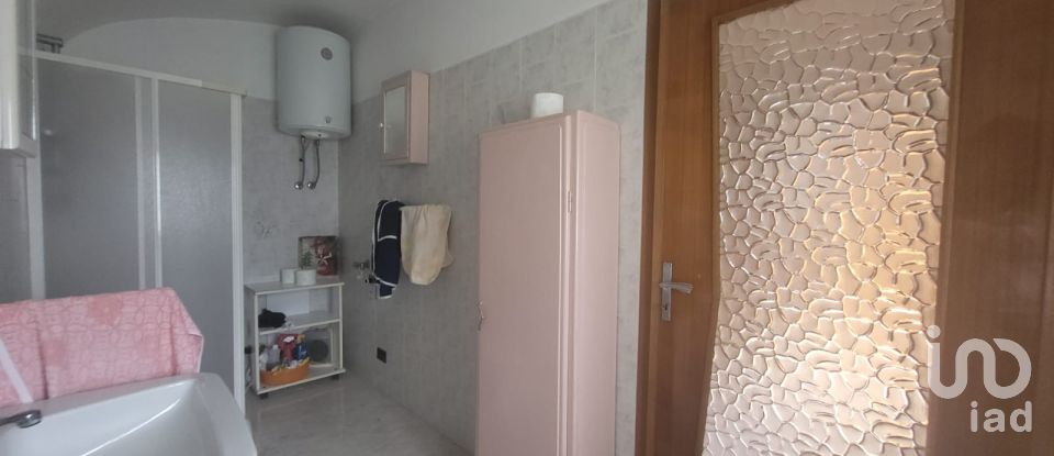 Casa indipendente 8 locali di 174 m² in Camino (15020)