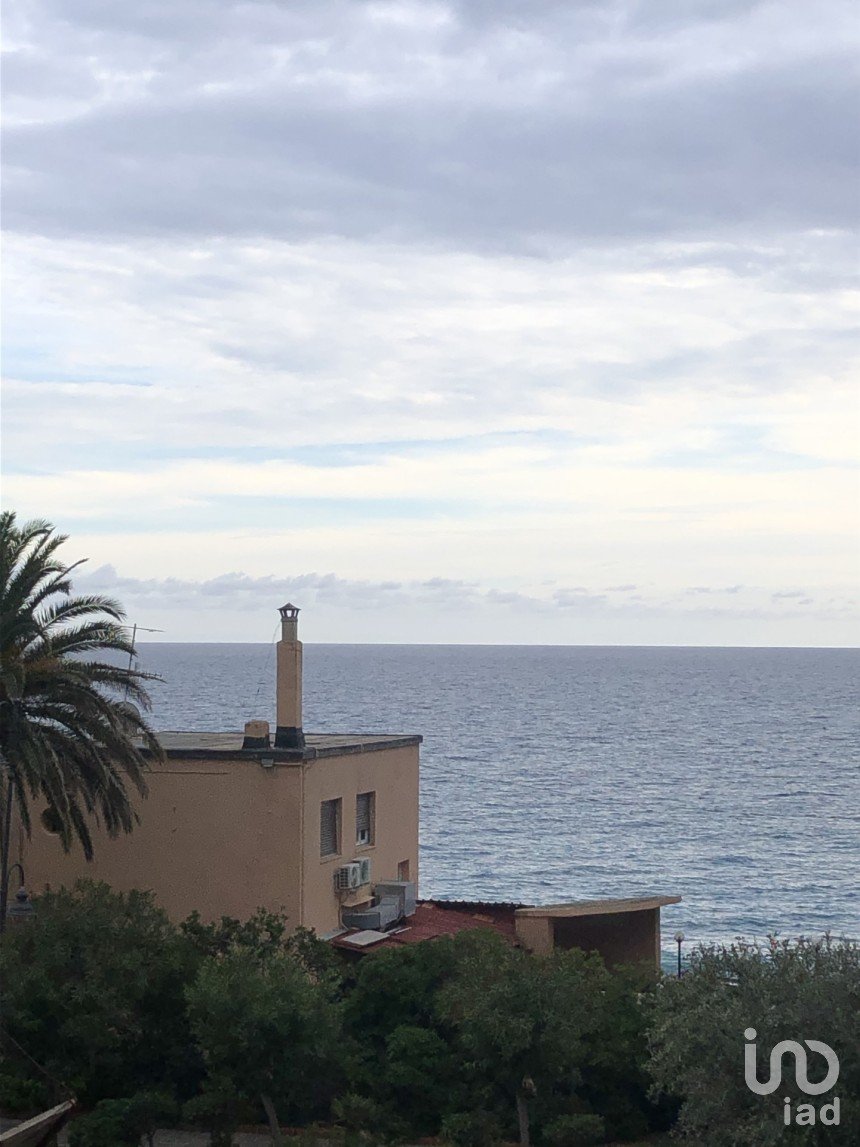 Three-room apartment of 65 m² in Finale Ligure (17024)