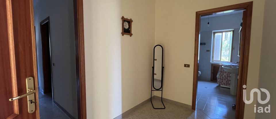 Casa indipendente 7 locali di 130 m² in - (87030)