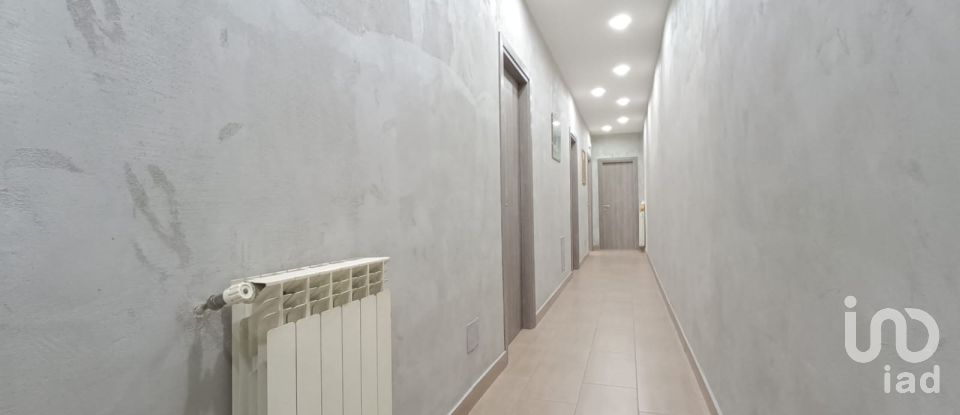 Appartamento 5 locali di 160 m² a Qualiano (80019)