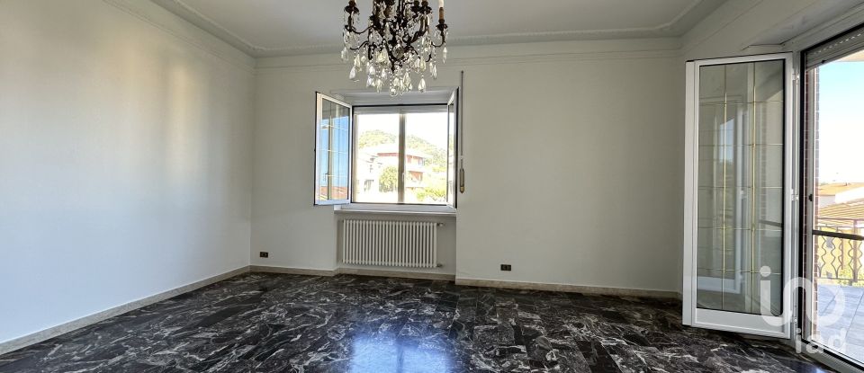 Four-room apartment of 110 m² in Boissano (17054)