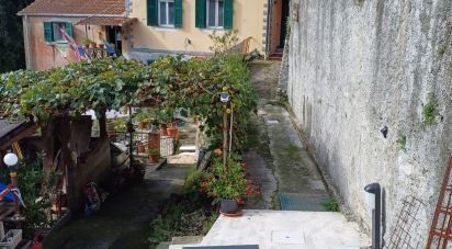 Casa 7 locali di 250 m² in Ceranesi (16014)