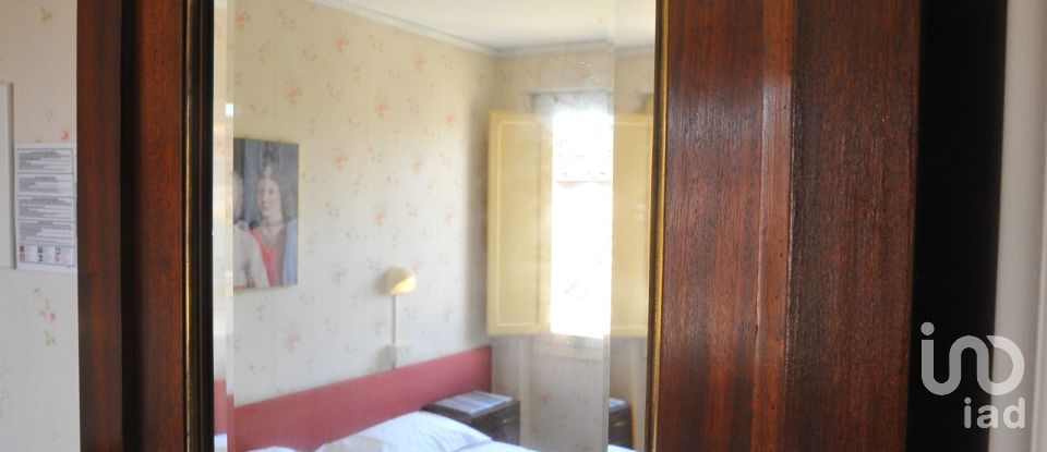 Hotel 3 * di 700 m² in Sansepolcro (52037)