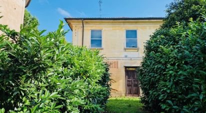 Casa indipendente 10 locali di 227 m² in Giussago (27010)