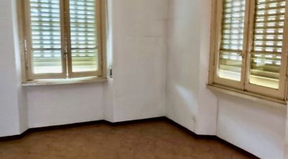 Town house 10 rooms of 201 m² in Giussago (27010)