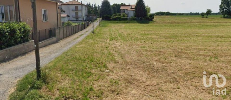 Land of 3,323 m² in Lurago Marinone (22070)